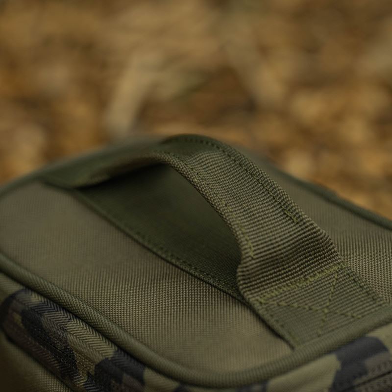 Avid Carp RVS Accessory Pouch