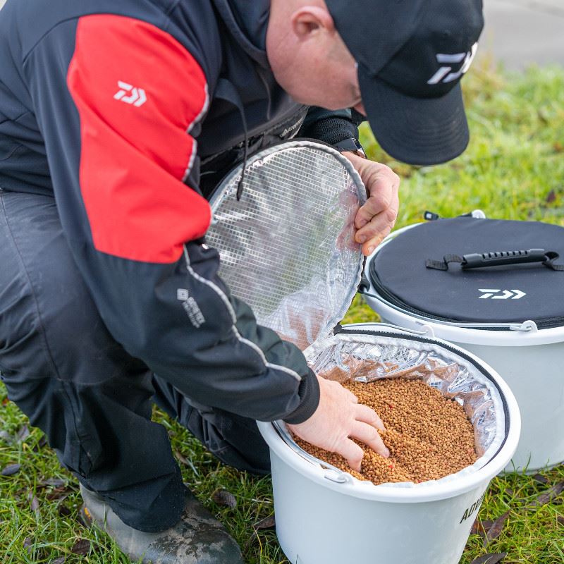 Daiwa Advantage Thermal Bucket Bag