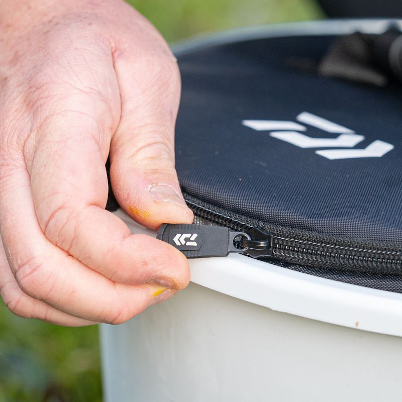 Daiwa Advantage Thermal Bucket Bag