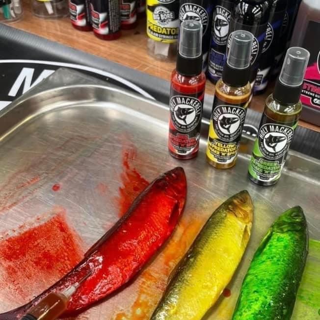 Holy Mackerel! Shake 'N' Spray Bait Attractant