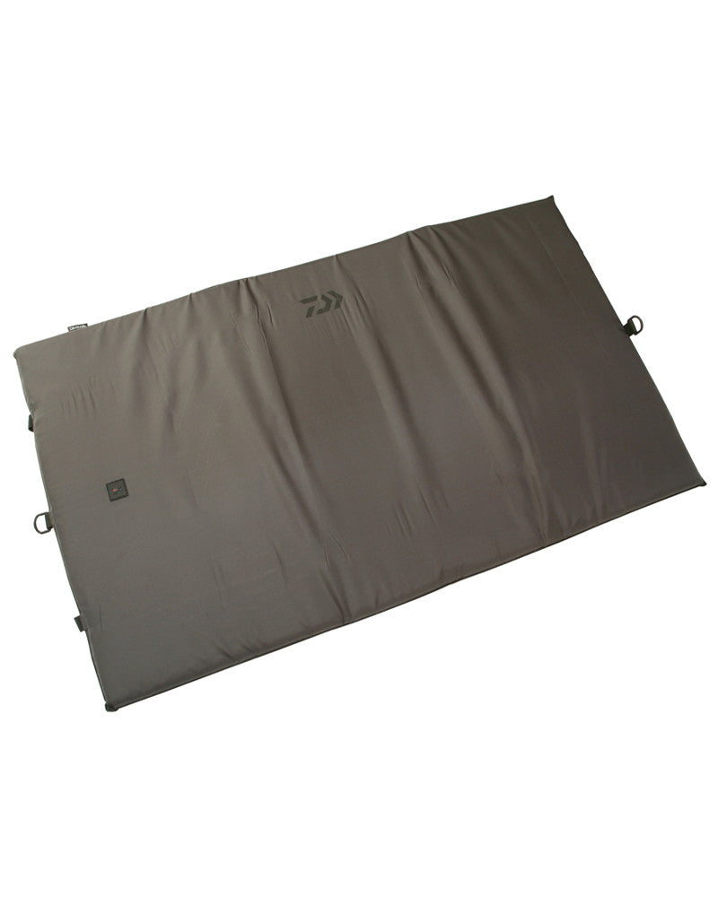 Daiwa Carp Black Widow Unhooking Mat