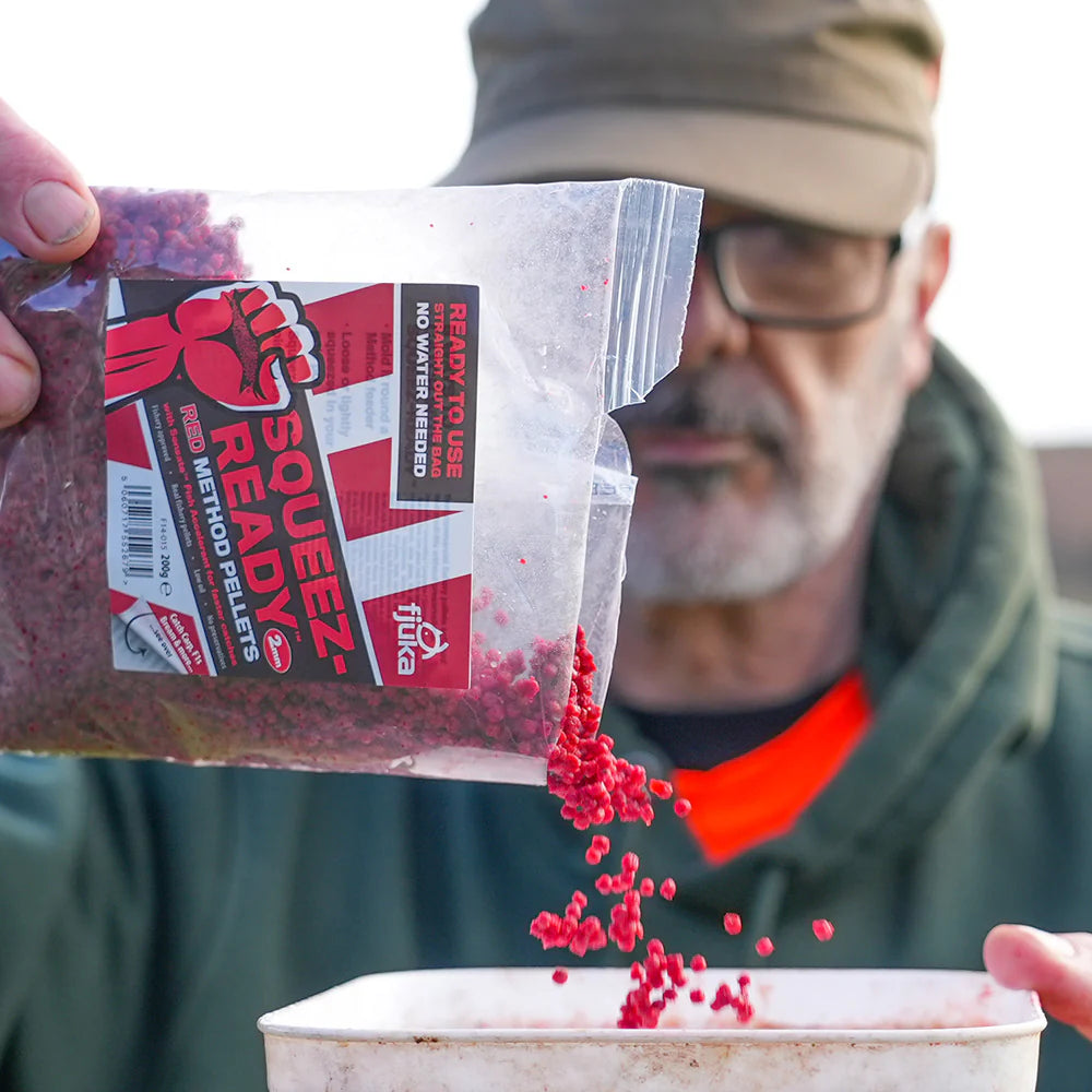 Fjuka Squeez-Ready Coloured Method Pellets